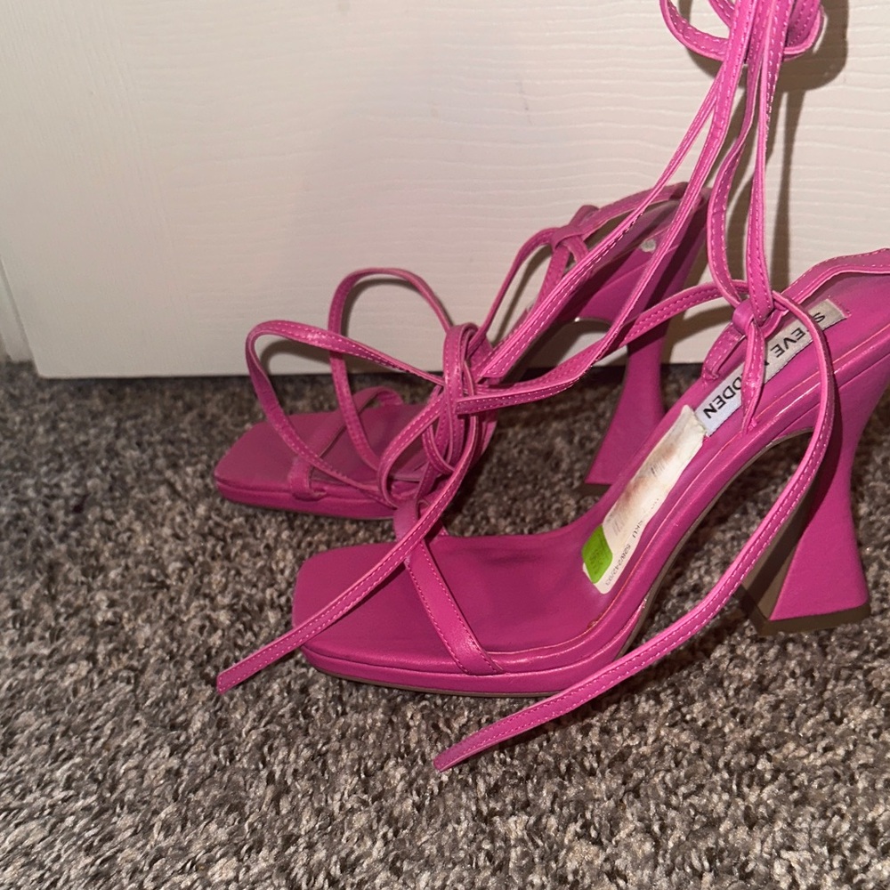 Steve Madden Fuchsia Lace-Up Heels